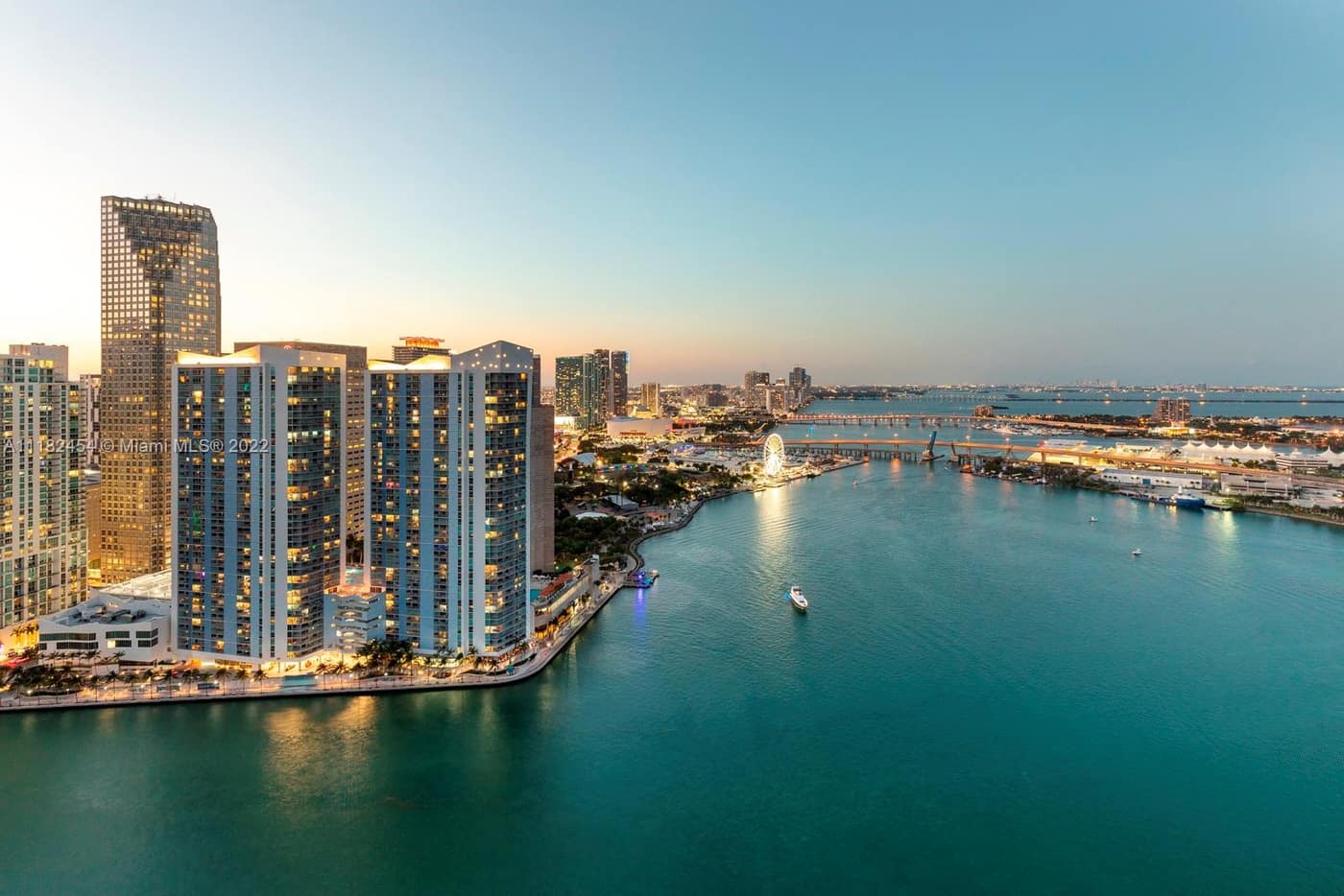 848 Brickell Key Drive, Unit 4204, Brickell Key